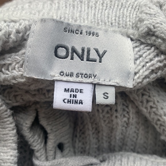 ONLY V Neck Sweater - Picture 5 of 6